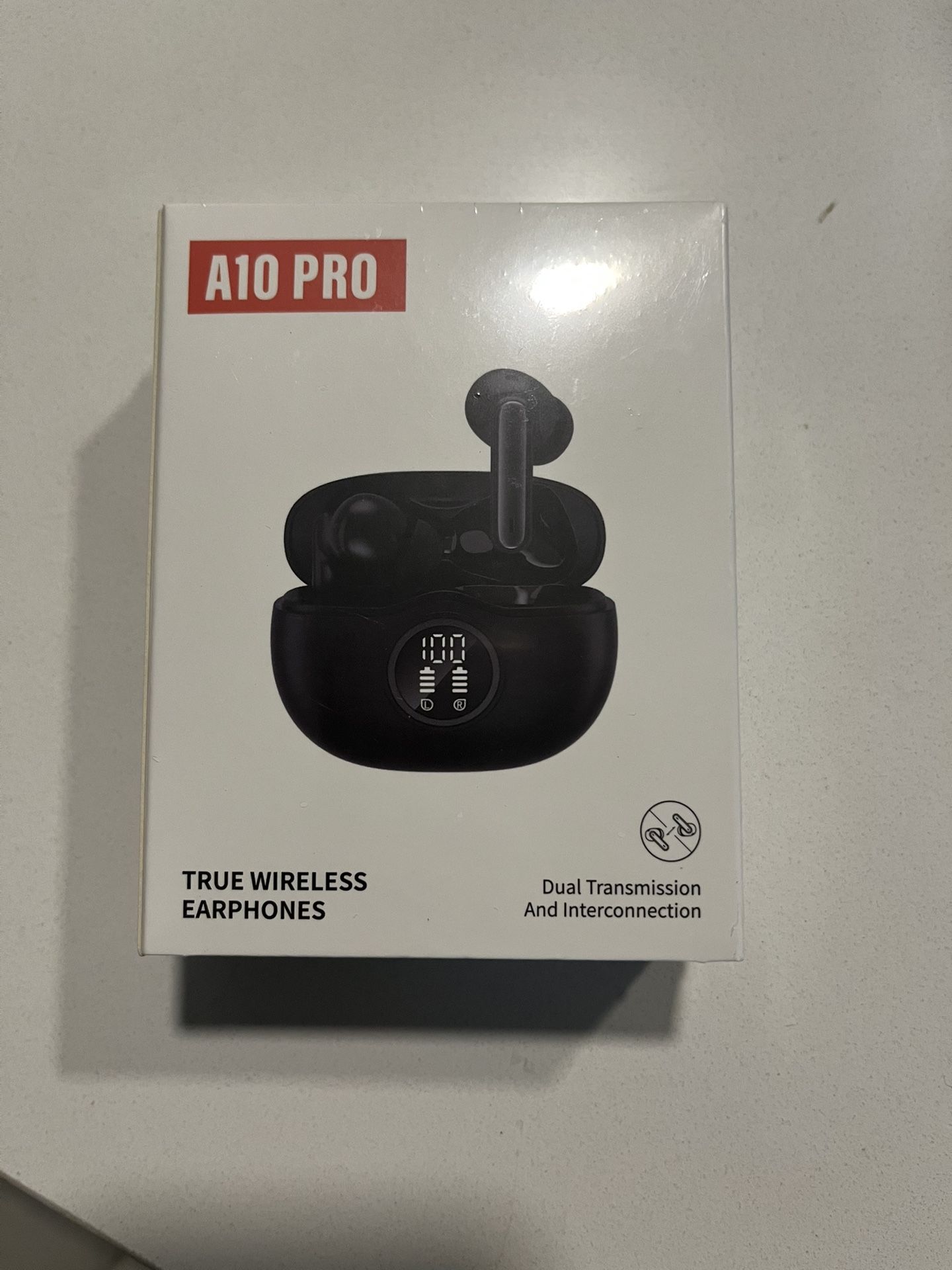 TRUE WIRELESS EARPHONES