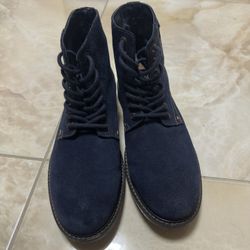 Levi’s Men Navy Blue Suede Boots - Used Once, Like New