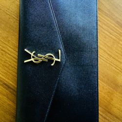 YSL Uptown black Leather Pouch