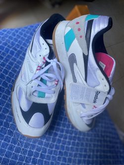 Reebok Sneakers