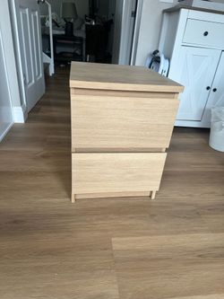 Night stand