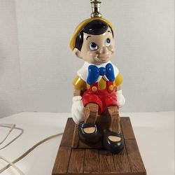 SANTMIRE MOLD 1126 WALT DISNEY PROD 1977 PINOCCHIO LAMP 