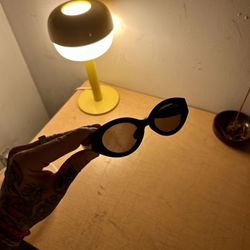 🔥 QUAY Sunglasses 🔥