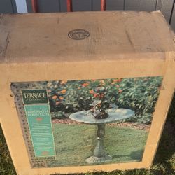 Terrace Accents Aluminum Lotus, And Frog Fountain Bird Bath