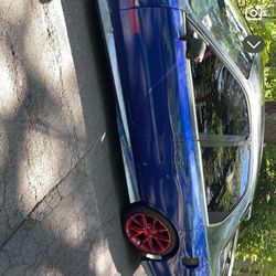 selling rims they are 18 inch or 19 inches  brand new with tires 