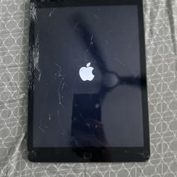 iPad 7th   Crack LCD 