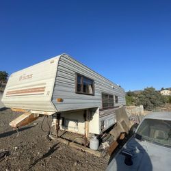 Trailer RV Mobile Home 197O Taurus