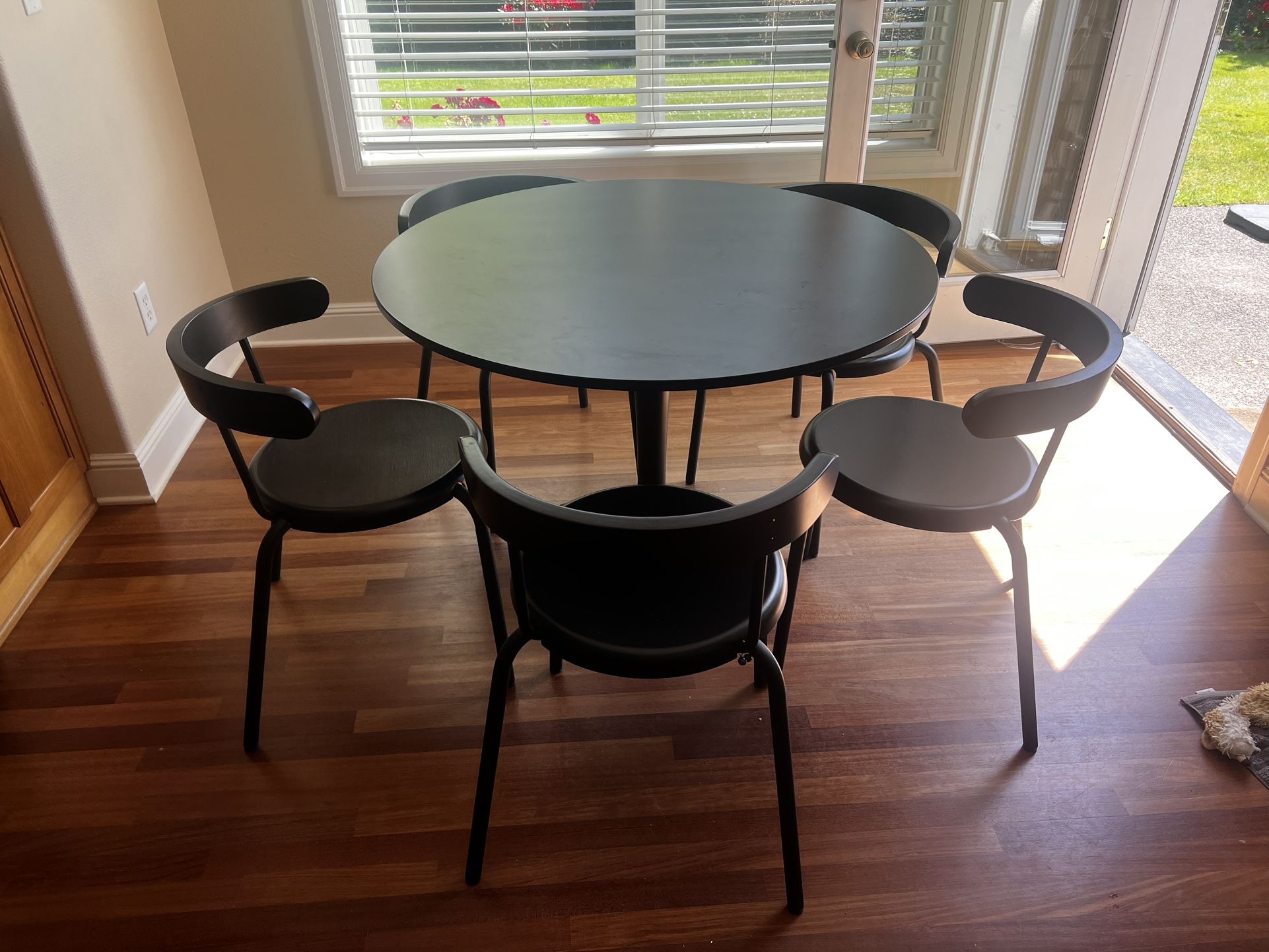 Black Wooden Round Table And 5 Chairs