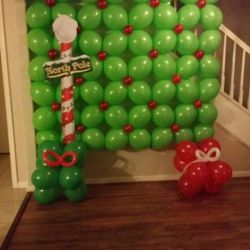 Christmas Party Balloon Decorations 