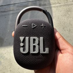 JBL speaker Clip 4