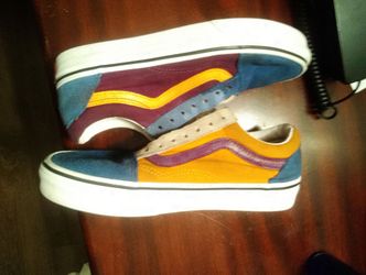 🔥🔥Vans🔥🔥size6w -4.5M