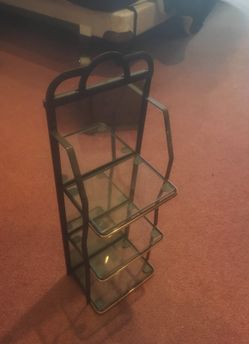 Glass shelving unit