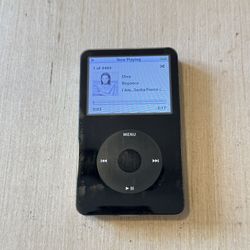 iPod Model:A1136 5thGen 30GB Blk Tested Good w/3255 Songs/Charger Read Info Blw! 