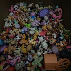 Littlest pet shop lot 