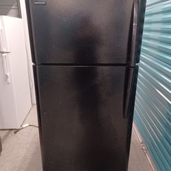 BLACK GARAGE FRIDGE
