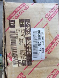 Toyota Genuine Antenna Assembly Motor 86(contact info removed)1