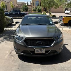 2016 Ford Taurus