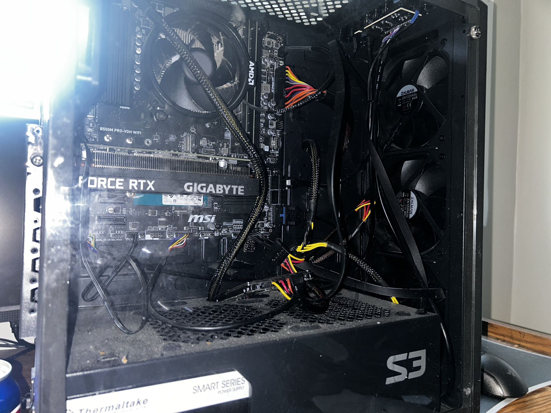 Custom Gaming PC (SELLING!)