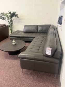 Chateau D’Ax cortisa with two pc sectional