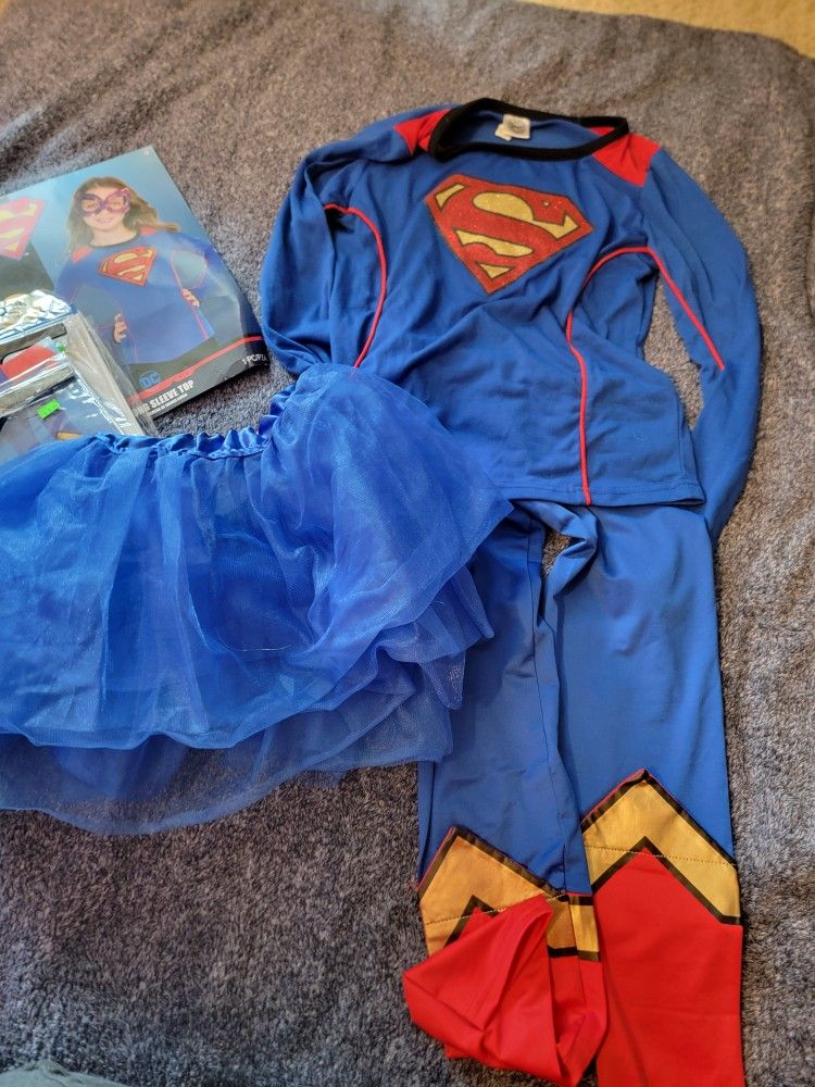 Supergirl Costume Size M/L