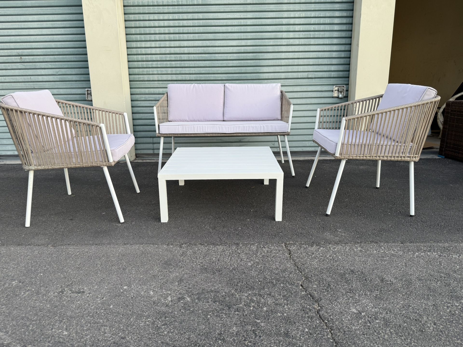 Patio Outdoor Furniture Loveseat , 2 Chairs With Cushions and Coffee table 