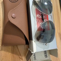 Ray-Ban Aviator Classic