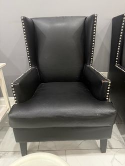 Accent chair