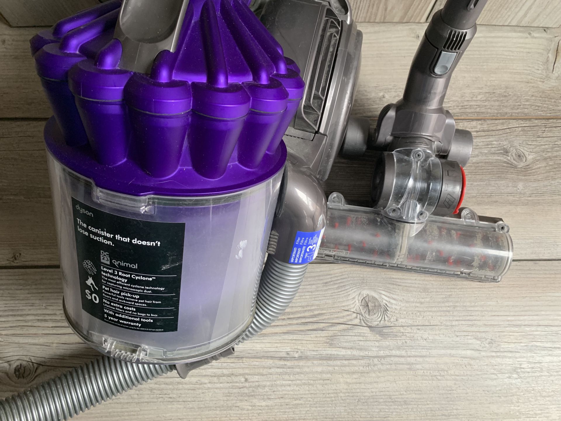 håndled nål Hong Kong Dyson DC23 Animal Canister Vacuum in Purple for Sale in Harrisburg, PA -  OfferUp