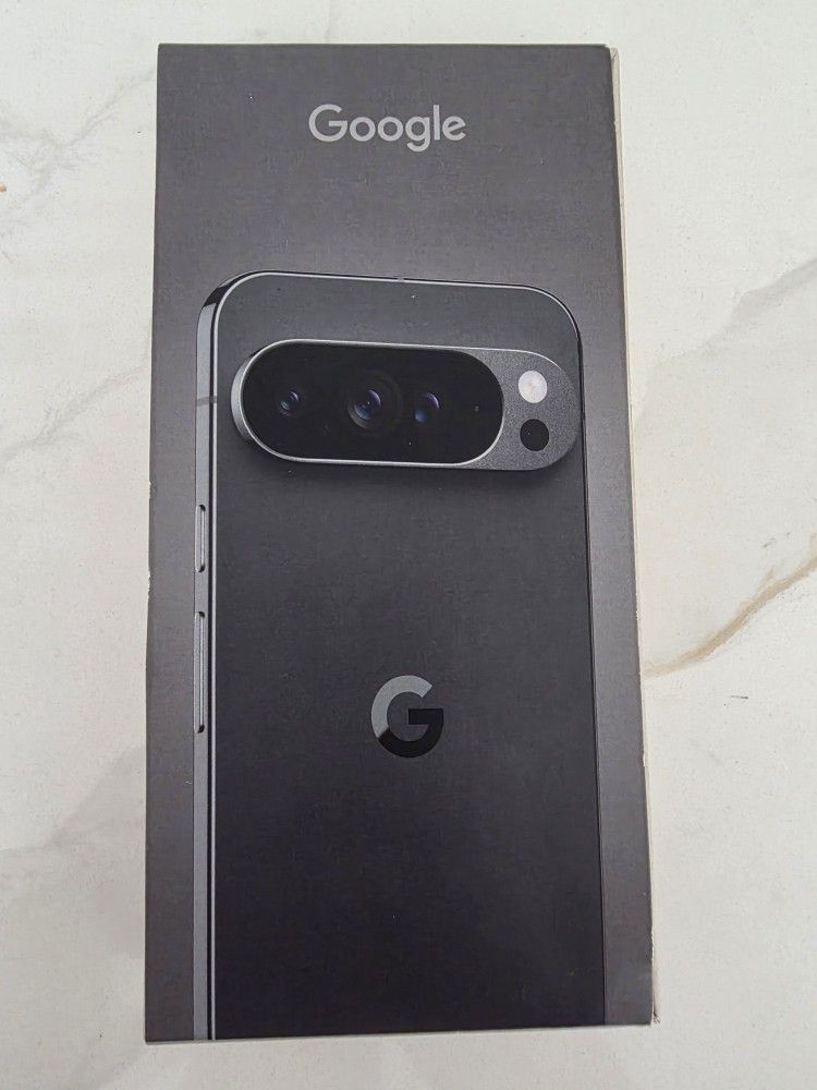 Google Pixel Pro 10 XL 1 TB + Bonus Screen And 3 Cases
