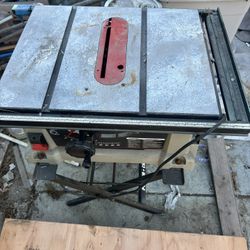 Table saw 