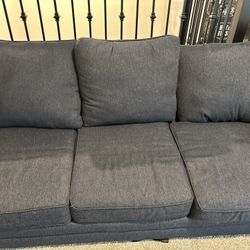 Blue Jeans Couch With Pullout Bed