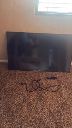 43 inch Roku Tv with remote