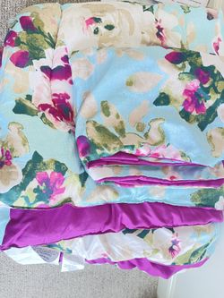 Brand New 3 Piece Comforter Set