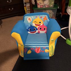 toddler comfy chair/jumper/ water bag toy