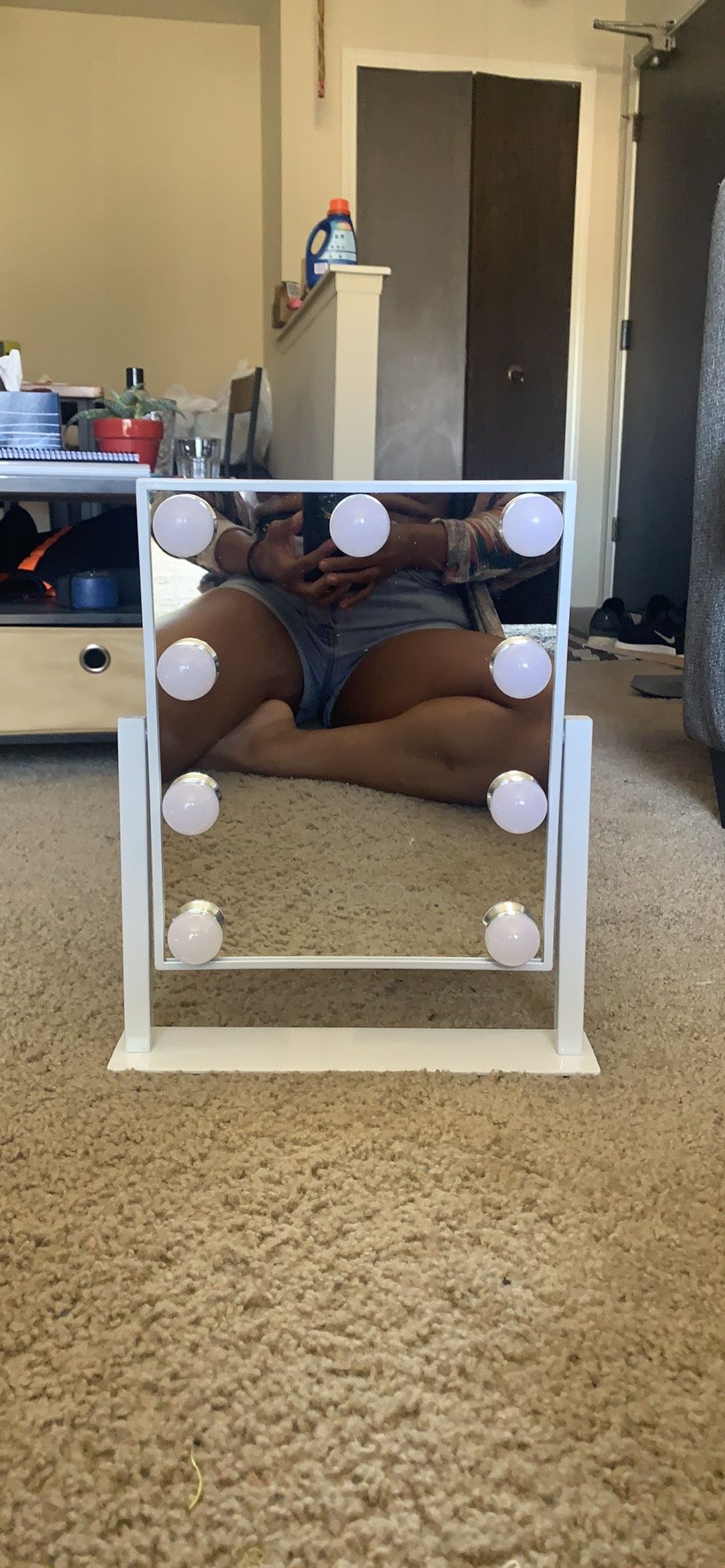 Hollywood Makeup Mirror With Lights