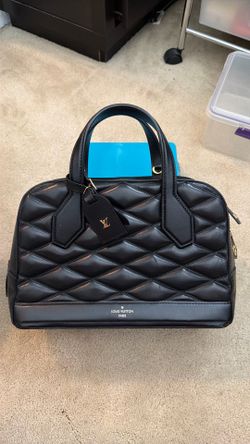 Authentic Louis Vuitton Purse