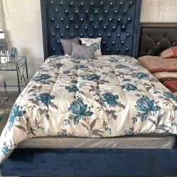 New/ Diamond Blue 6FT Tufted Queen Bed Frame Cama// Mattress Sold Separately 