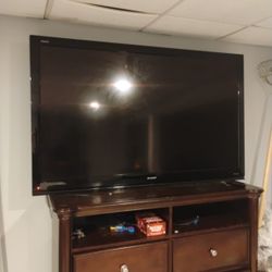70 Inch TV Sharp 