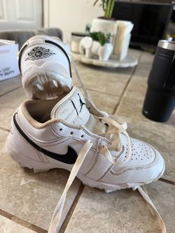 Cleats Size 3 youth