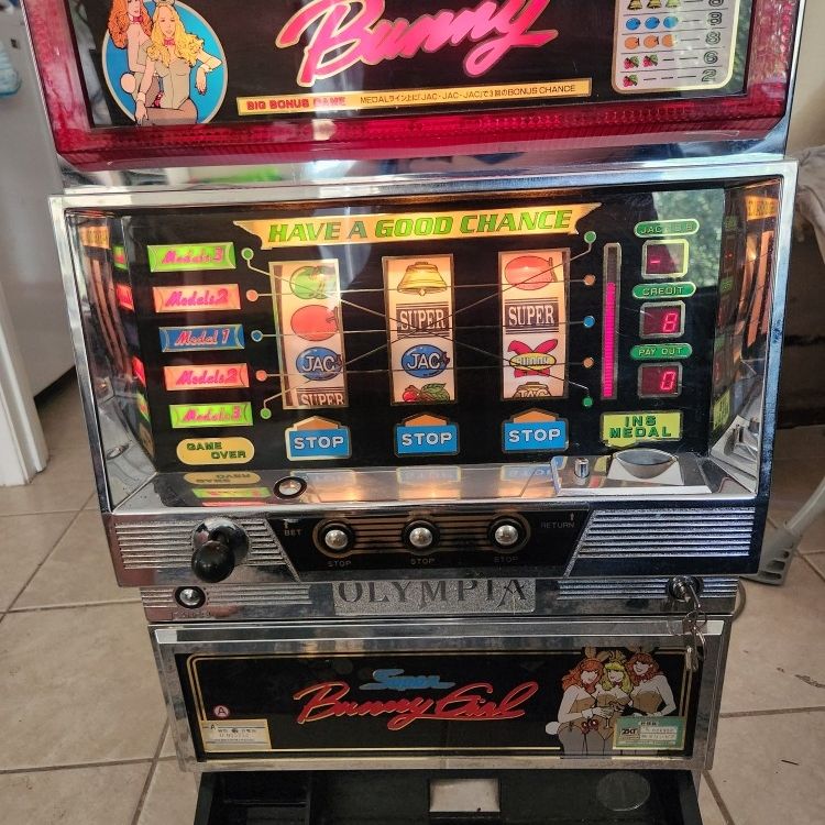OLYMPIA Bunny 20 スロットマシン Vintage Olympia Bunny Girl Slot Machine for Sale in Temecula, CA