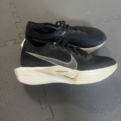 Nike Vaporfly 3 Size 6.5 Men Brand New