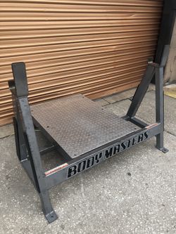 Body Masters Olympic Deadlift Platform/ Shrug Bar Holder /