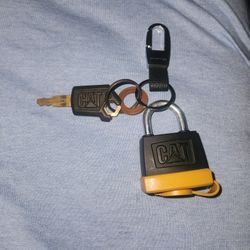 Caterpillar Master Machiene Key & Padlock