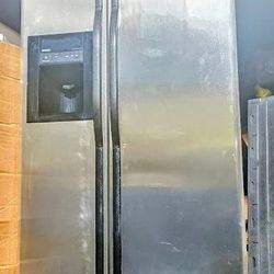 KENMORE SIDE-BY-SIDE REFRIGERATOR