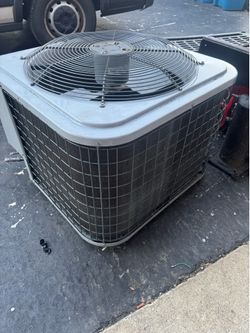 Carrier ac unit 3 ton R22 used good