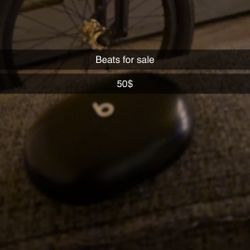 Beats Studio Buds