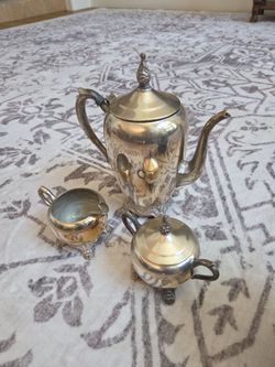 FB Rogers Silver Plate Coffee Teapot