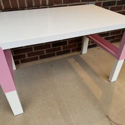 IKEA PÅHL Kid’s Desk 