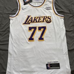 Exclusive White And Gold Luka Doncic Jersey
