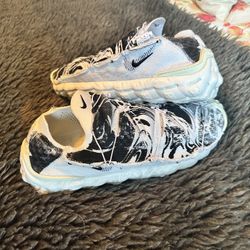 Nike Shoes New Size 11